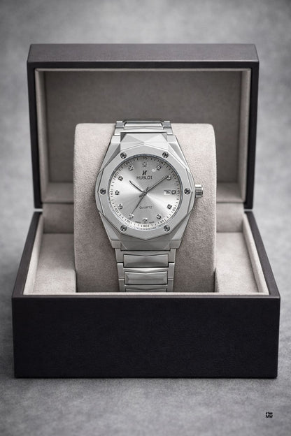 Hublot Classic Fusion Quartz - Diamond Dial with Premium Steel Chain
