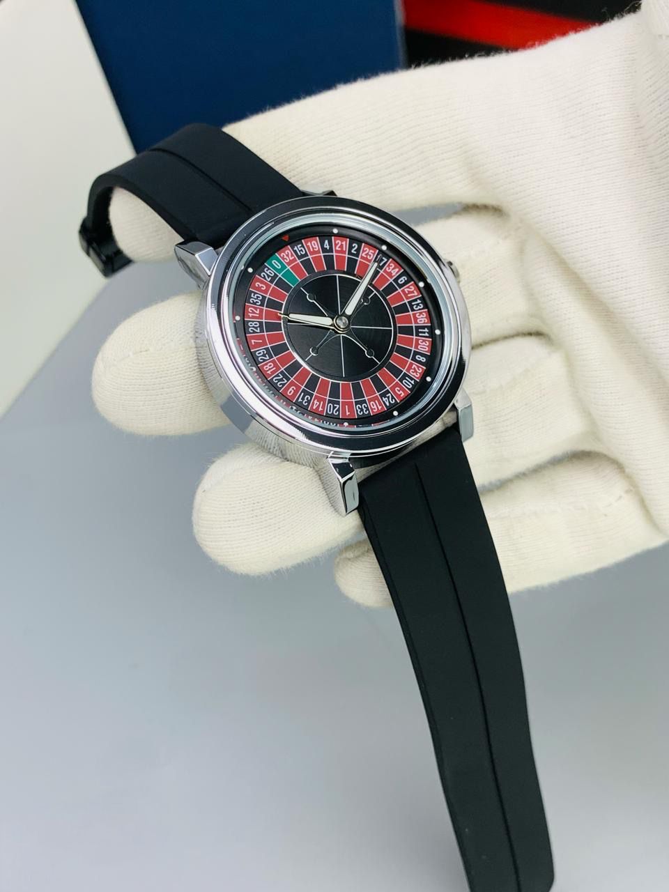 Roulette Casino Edition Luxury Motion Watch GC-770-BRN